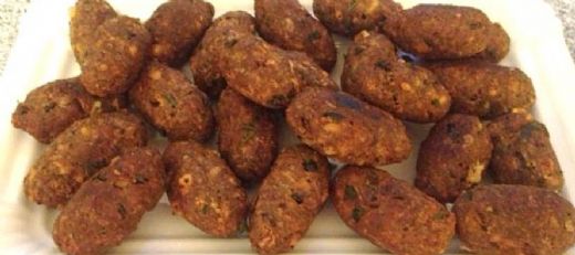 Bayat Ekmek Köftesi Tarifi ve Malzemeleri