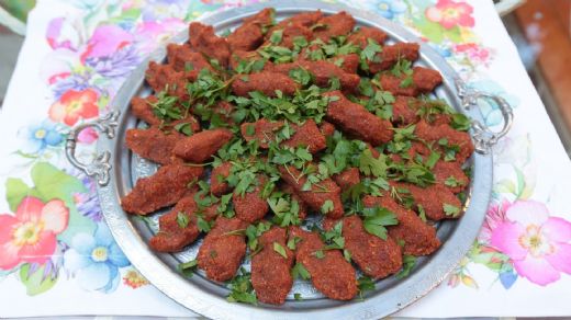 Cevizli Çiğ Köfte Tarifi ve Malzemeleri