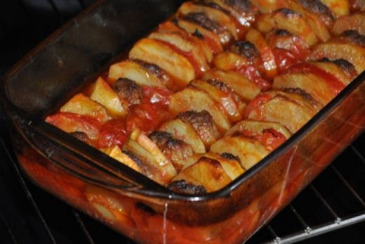 Fırında Salçalı Köfte Tarifi ve Malzemeleri