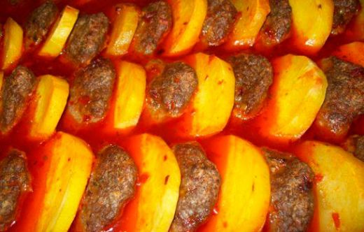 Patatesli Köfte Yemeği Tarifi ve Malzemeleri
