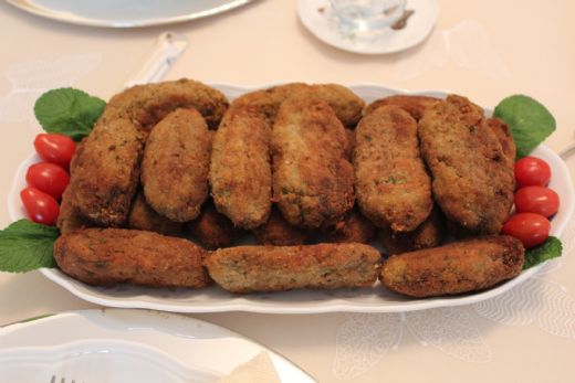 Pırasa Köftesi Tarifi ve Malzemeleri