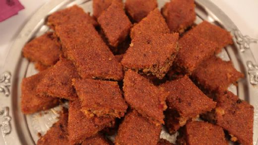 Sini Köfte Tarifi ve Malzemeleri