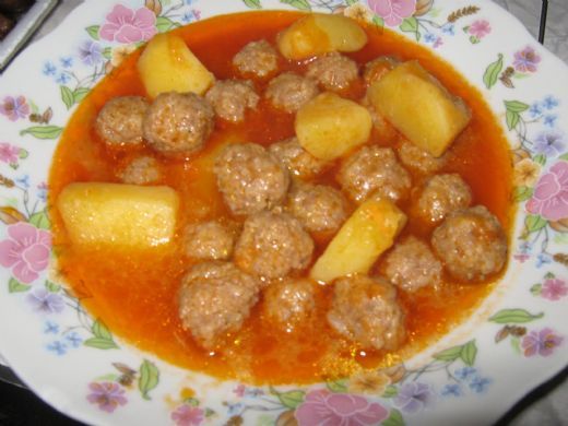 Sulu Bulgur Köftesi Tarifi ve Malzemeleri