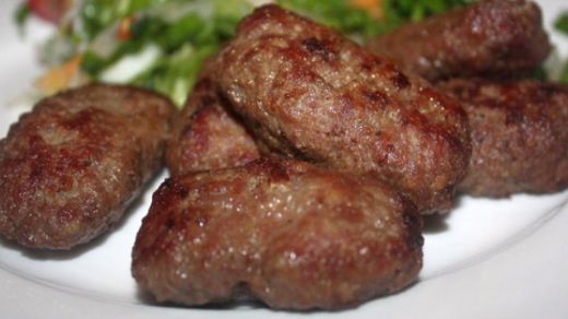 Tavada Köfte Tarifi ve Malzemeleri