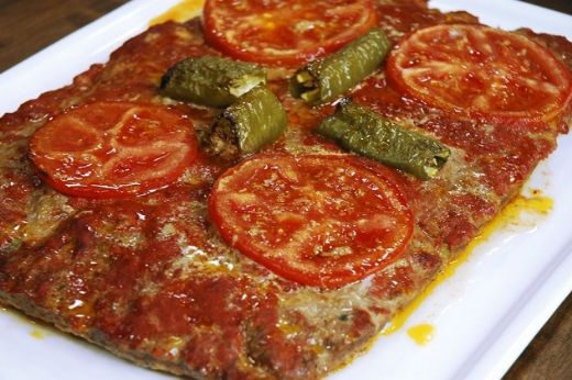 Tepsi Köftesi Tarifi ve Malzemeleri